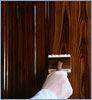 aplikácia Zar Wood Stain aplikácia Zar Wood Stain